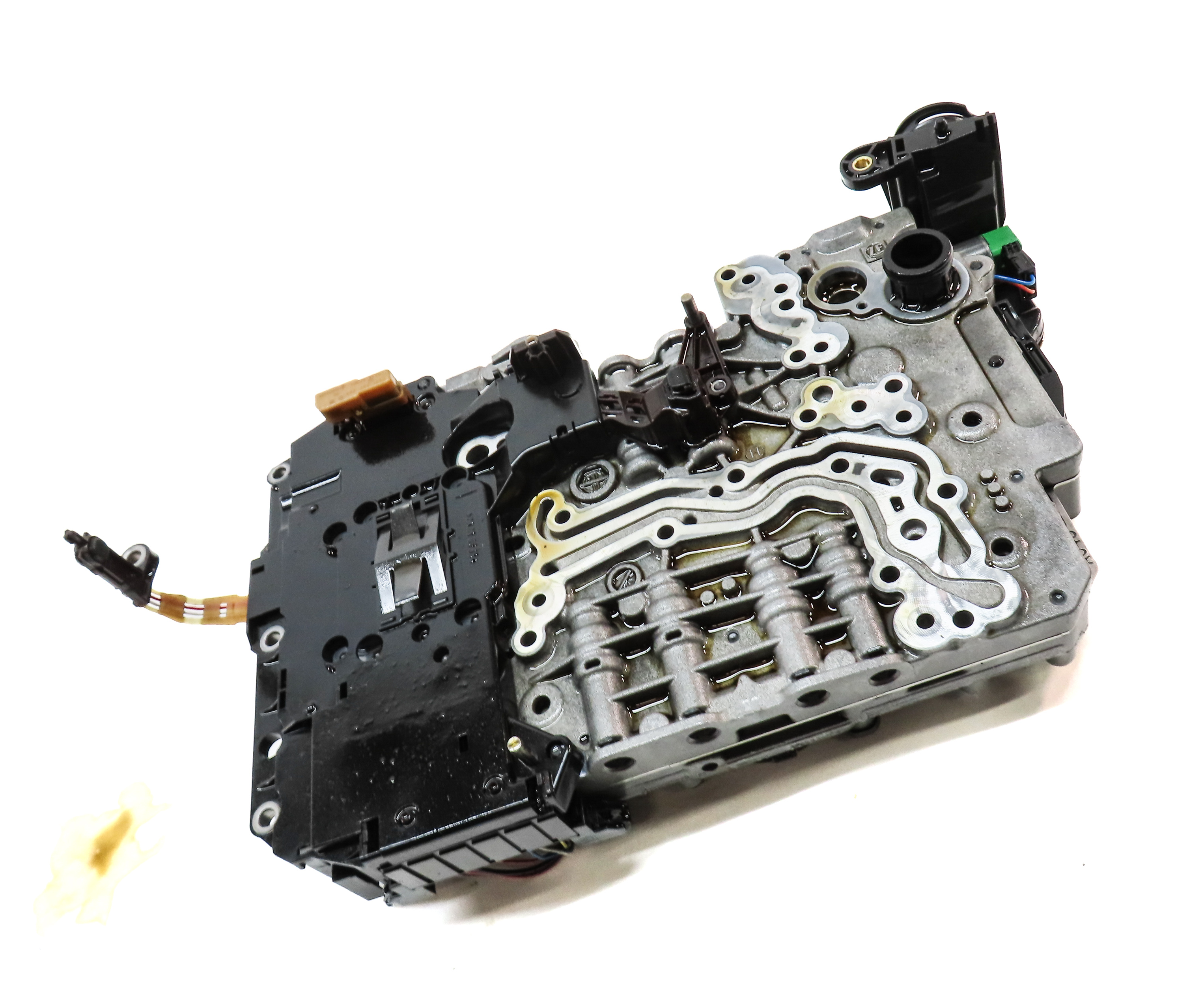 2011-2012 AUDI A8 D4 4H 8 SPEED AUTO AUTOMATIC MXR TRANSMISSION VALVE BODY — exact item pictured